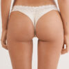 Brazilian lingerie estilo anos 80 em renda e algodão Brazilian lingerie estilo anos 80 em renda e algodão