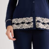 Camisa com botões Pretty Flowers em modal Camisa com botões Pretty Flowers em modal