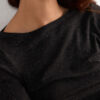 Camisola com gola redonda em modal leve com lamé de caxemira
