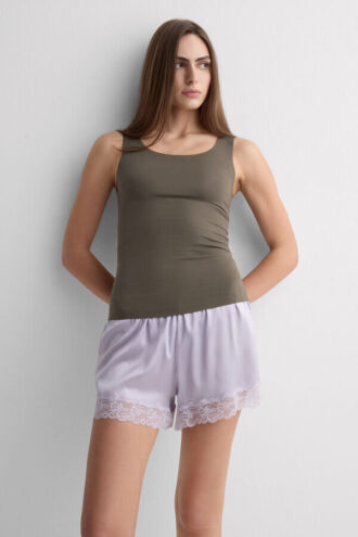 Camisola de algodão com gola redonda e borda crua