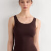 Camisola de algodão com gola redonda e borda crua Camisola de algodão com gola redonda e borda crua