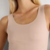 Camisola de algodão com gola redonda e borda crua Camisola de algodão com gola redonda e borda crua