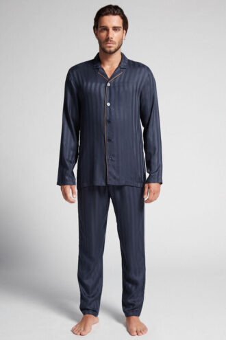 Conjunto de pijama em modal