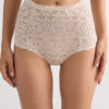 Cueca de cintura alta em renda