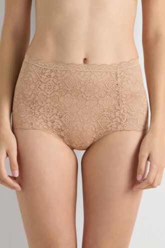 Cueca de cintura alta em renda Cueca de cintura alta em renda
