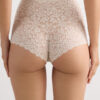 Cueca de cintura alta em renda