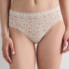 Cueca hipster Brazilian de renda Cueca hipster Brazilian de renda