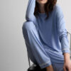Pijama comprido com acabamento em renda em modal