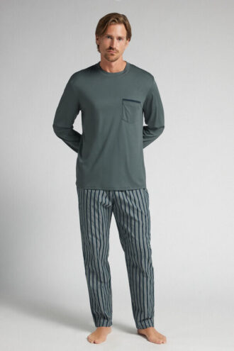 Pijama comprido em algodão mercerizado premium e tecido com estampado às riscas