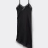 Slip assimétrico em cetim de viscose com renda Slip assimétrico em cetim de viscose com renda