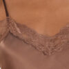 Slip de seda com detalhes em renda Slip de seda com detalhes em renda