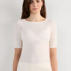 Top com decote barco em bambu fresco Top com decote barco em bambu fresco
